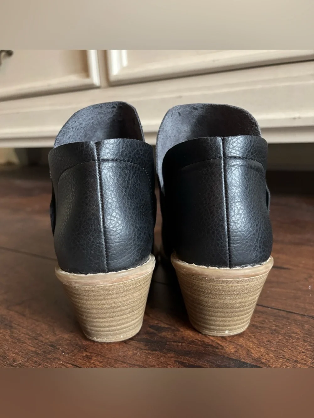 Universal Thread Black Faux Leather Ankle Booties